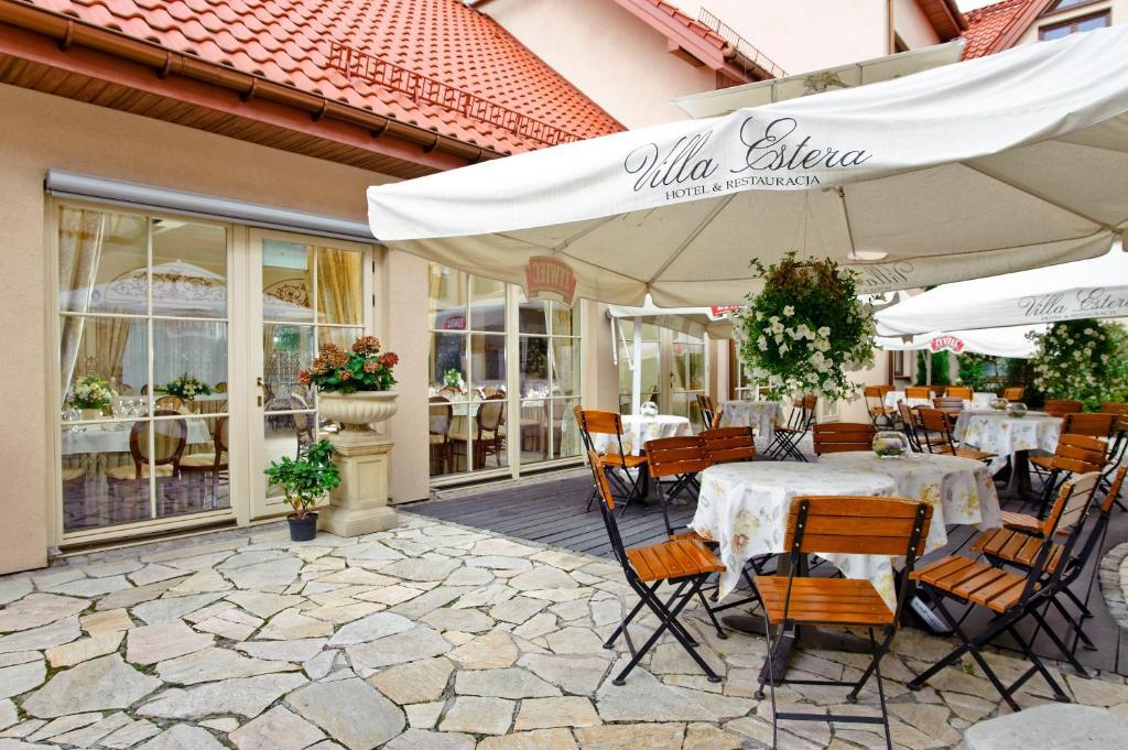 Villa Estera - Hotel&Restauracja Michałowice Exterior foto
